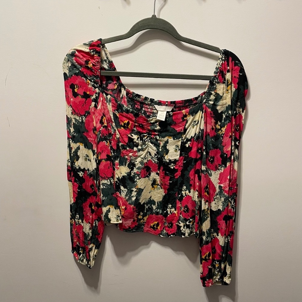 H&M Floral Cropped Blouse